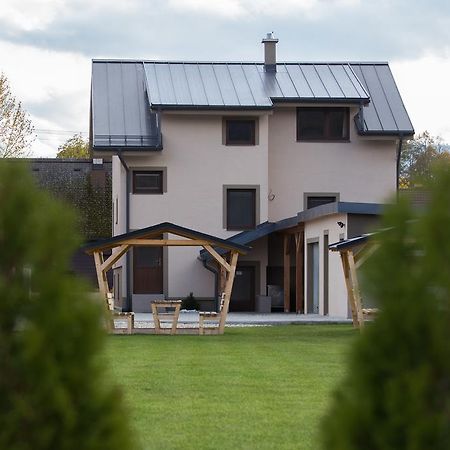 Apartmany Janka + Camp Bešeňová المظهر الخارجي الصورة