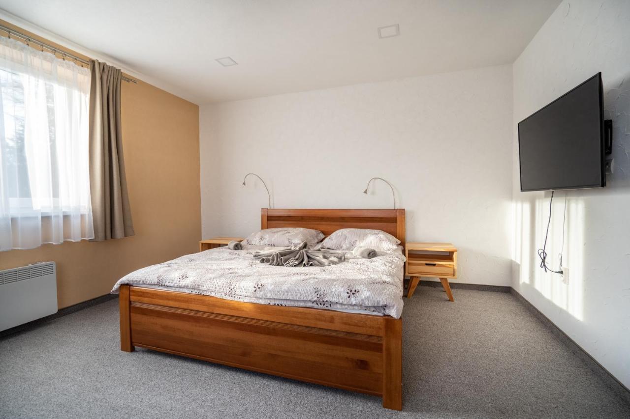 Apartmany Janka + Camp Bešeňová المظهر الخارجي الصورة
