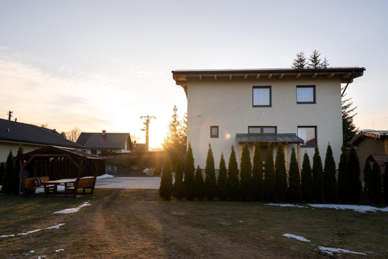 Apartmany Janka + Camp Bešeňová المظهر الخارجي الصورة