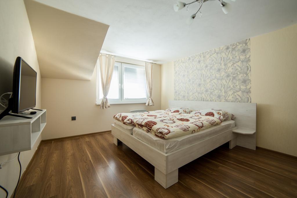 Apartmany Janka + Camp Bešeňová المظهر الخارجي الصورة